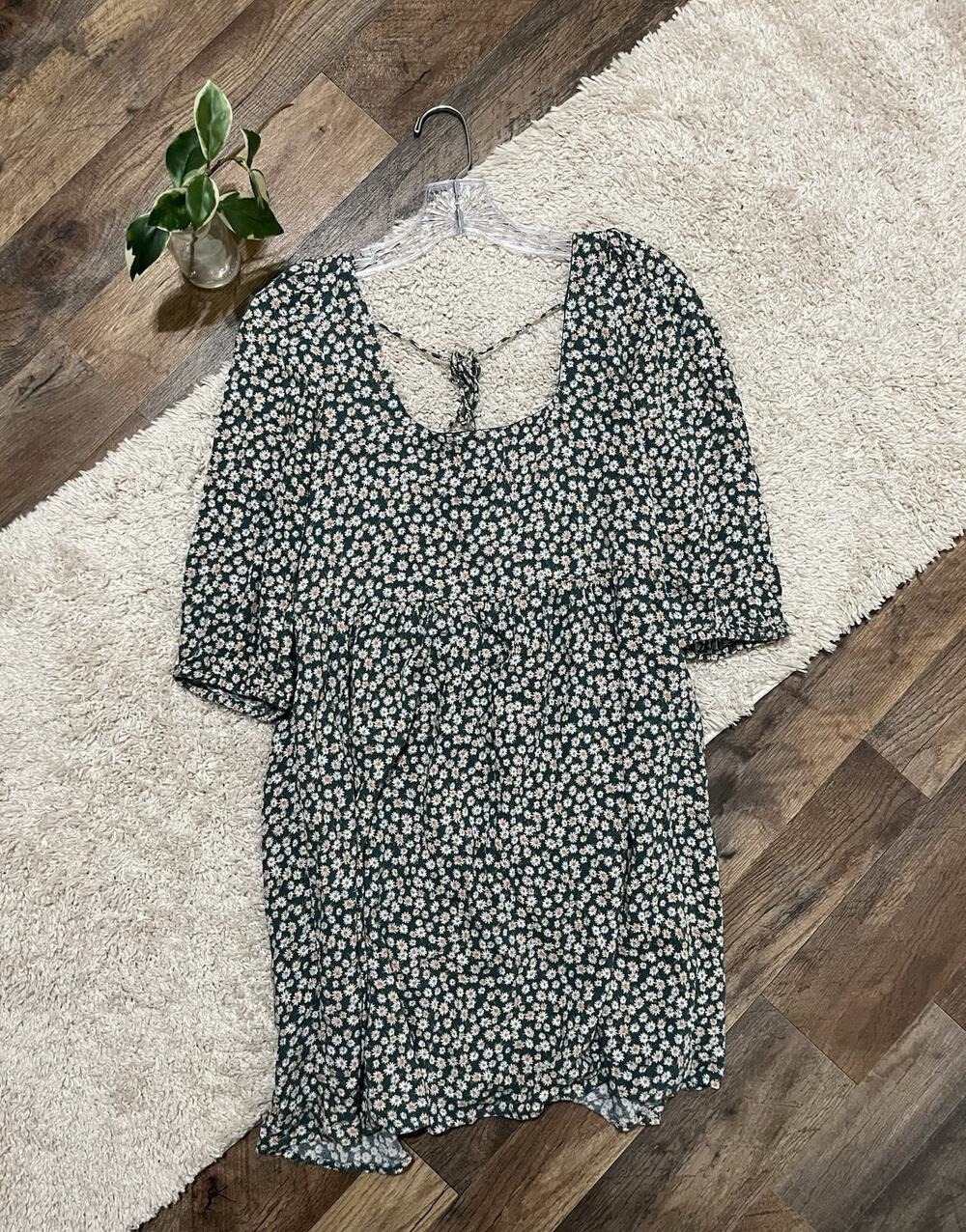 American Eagle Small Green Daisy Floral Cottagecore Babydoll Swing Mini Dress